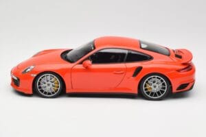 Porsche 911 991 Turbo S Lava Orange Minichamps 1:18 110067120 Metalas - nuotrauka 4 iš 8