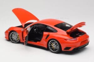 Porsche 911 991 Turbo S Lava Orange Minichamps 1:18 110067120 Metalas - nuotrauka 5 iš 8