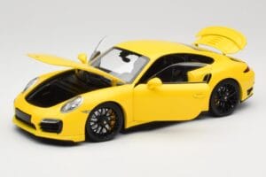Porsche 911 991 Turbo S Geltonas Su Juodais Ratlankiais Minichamps 1:18 110062321 Metalas - nuotrauka 2 iš 8