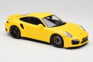 Porsche 911 991 Turbo S Geltonas Su Juodais Ratlankiais Minichamps 1:18 110062321 Metalas - nuotrauka 6 iš 8