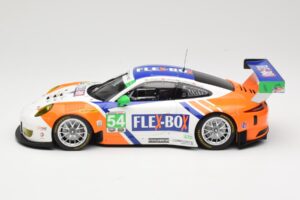 Porsche 911 991.1 GT3 R Core Autosport #54 J. Bennett / C. Braun / P. Long / N. Jonsson 24 Hours of Daytona 2017 Minichamps 1 - nuotrauka 3 iš 6