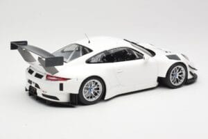 Porsche 911 991.1 GT3 R Baltas Su Sidabriniais Ratais Minichamps 1:18 153166000 Metalas - nuotrauka 2 iš 6