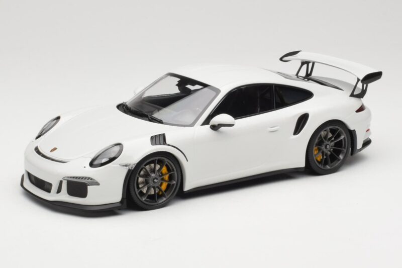 Porsche 911 991.1 GT3 RS Baltas Juodi Ratlankiai Minichamps 1:18 153066224 Metalas