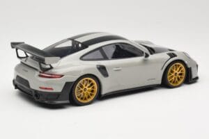 Porsche 911 991.2 GT2 RS Chalk Weissach Package Auksiniai Ratai Minichamps 1:18 155068304 Metalas - nuotrauka 2 iš 6