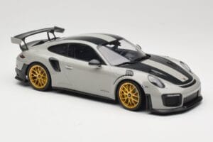 Porsche 911 991.2 GT2 RS Chalk Weissach Package Auksiniai Ratai Minichamps 1:18 155068304 Metalas - nuotrauka 4 iš 6