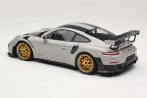 Porsche 911 991.2 GT2 RS Chalk Weissach Package Auksiniai Ratai Minichamps 1:18 155068304 Metalas - nuotrauka 5 iš 6