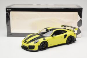 Porsche 911 GT2 RS 991.2 Weissach Package Žalias Juodi Ratai Minichamps 1:18 155068300-1 Metalas - nuotrauka 6 iš 6