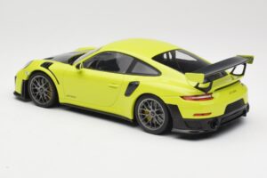 Porsche 911 991.2 GT2 RS Žalsvai Geltonas su Sidabriniais Ratais Minichamps 1:18 155068309 Metalas - nuotrauka 5 iš 6