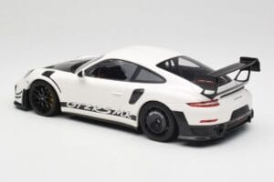 Porsche 911 991.2 GT2 RS Manthey Racing Baltas Minichamps 1:18 MR-911-GT3RS-1802-W Metalas - nuotrauka 5 iš 6