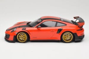 Porsche 911 991.2 GT2 RS Oranžinis Weissach Package Auksiniai Ratai Minichamps 1:18 155068305 Metalas - nuotrauka 3 iš 6