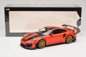 Porsche 911 991.2 GT2 RS Oranžinis Weissach Package Auksiniai Ratai Minichamps 1:18 155068305 Metalas - nuotrauka 6 iš 6