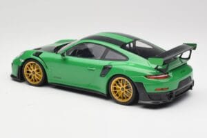 Porsche 911 991.2 GT2 RS Weissach Package British Racing Žalias & Auksiniai Ratai Minichamps 1:18 153068318 Metalas - nuotrauka 5 iš 6