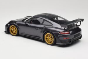Porsche 911 991.2 GT2 RS Weissach Package Purple Metallic Su Auksiniais Magnio Ratais Minichamps 1:18 153068322 Metalas - nuotrauka 5 iš 6