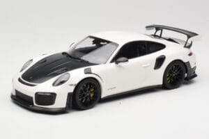 Porsche 911 991.2 GT2 RS Baltas su Juodais Ratais Minichamps 1:18 155068310 Metalas