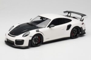Porsche 911 991.2 GT2 RS Baltas Minichamps 1:18 155068301 Metalas