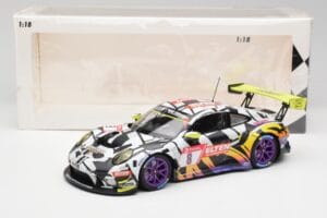 Porsche 911 991.2 GT3 R #8 Iron Force Ring Police 24 Hours Nürburgring 2019 Minichamps 1:18 153196088 Metalas - nuotrauka 6 iš 6