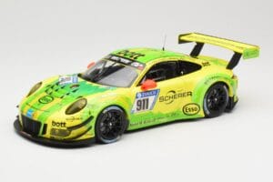 Porsche 911 991.2 GT3 R #911 Manthey Racing R. Dumas / F. Makowiecki 24 Hours of Nurburgring 2017 Minichamps 1:18 155176911 M