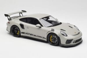 Porsche 911 991.2 GT3 RS Chalk Wording Juodi Ratlankiai Minichamps 1:18 153068230 Metalas - nuotrauka 4 iš 6