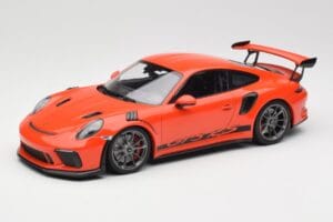 Porsche 911 991.2 GT3 RS Lava Orange & Sidabriniai Ratai Minichamps 1:18 155068225 Metalas
