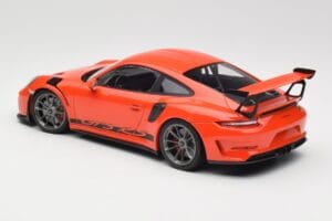 Porsche 911 991.2 GT3 RS Lava Orange & Sidabriniai Ratai Minichamps 1:18 155068225 Metalas - nuotrauka 5 iš 6