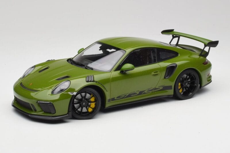 Porsche 911 991.2 GT3 RS Lizard Žalias Su Juodais Ratais Minichamps 1:18 155068233 Metalas
