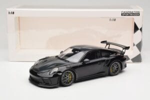 Porsche 911 991.2 GT3 RS Weissach Package Juodas Sidabriniai Magnio Ratlankiai Minichamps 1:18 153068229 Metalas - nuotrauka 6 iš 6