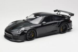 Porsche 911 991.2 GT3 RS Weissach Package Juodas Su Juodais Ratais Minichamps 1:18 153068321 Metalas