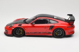 Porsche 911 991.2 GT3 RS Weissach Package Guards Red Juodi Ratlankiai Minichamps 1:18 153068223 Metalas - nuotrauka 3 iš 6