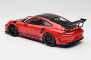 Porsche 911 991.2 GT3 RS Weissach Package Guards Red Juodi Ratlankiai Minichamps 1:18 153068223 Metalas - nuotrauka 5 iš 6