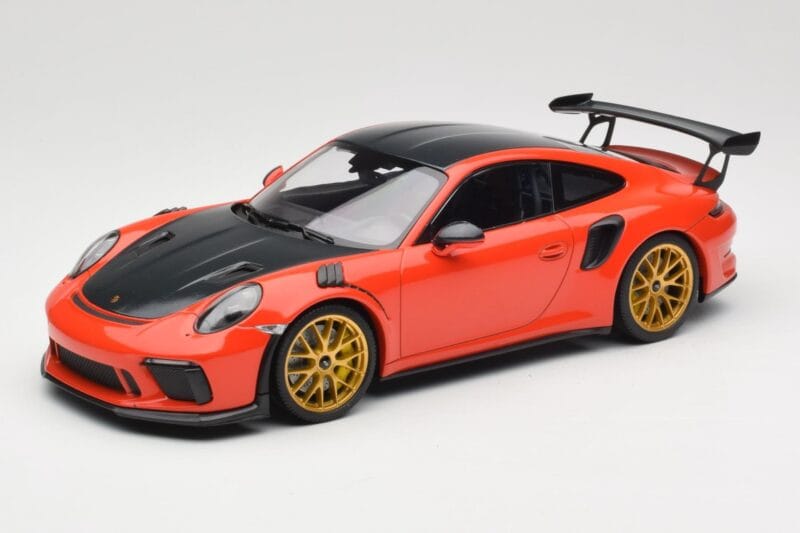Porsche 911 991.2 GT3 RS Weissach Package Lava Orange Auksiniai Magnio Ratlankiai Minichamps 1:18 153068227 Metalas