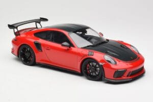 Porsche 911 991.2 GT3 RS Weissach Package Raudonas su Juodais Ratais Minichamps 1:18 155068230 Metalas - nuotrauka 4 iš 6