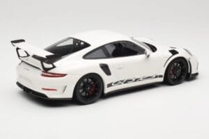 Porsche 911 991.2 GT3 RS Baltas su Juodais Ratais Minichamps 1:18 155068224 Metalas - nuotrauka 2 iš 6