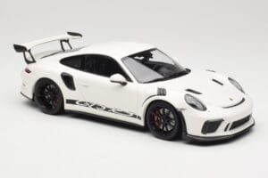 Porsche 911 991.2 GT3 RS Baltas su Juodais Ratais Minichamps 1:18 155068224 Metalas - nuotrauka 4 iš 6