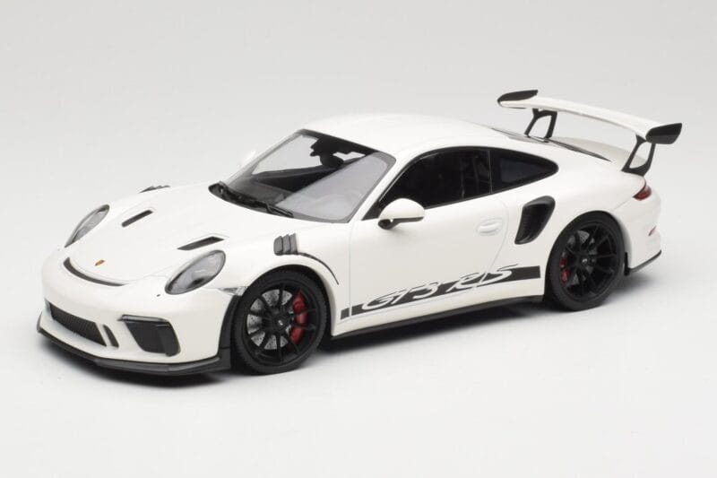 Porsche 911 991.2 GT3 RS Baltas su Juodais Ratais Minichamps 1:18 155068224 Metalas