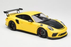 Porsche 911 991.2 GT3 RS Geltonas su Juodais Ratais Minichamps 1:18 155068231 Metalas - nuotrauka 4 iš 6