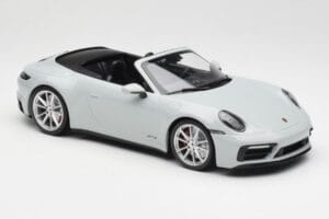 Porsche 911 992 Carrera 4 GTS Kabrioletas Pilkas Minichamps 1:18 155063034 Metalas - nuotrauka 2 iš 6