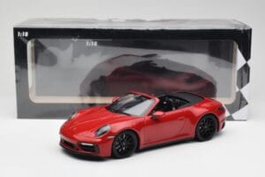 Porsche 911 992 Carrera 4 GTS Kabrioletas Raudonas Minichamps 1:18 155063032 Metalas - nuotrauka 6 iš 6