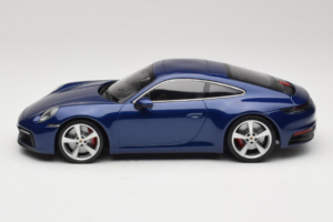 Porsche 911 992 Carrera 4S Blue Metallic Minichamps 1:18 153067327 Metalas - nuotrauka 3 iš 6