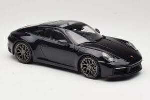Porsche 911 992 Carrera 4S Blue Metallic Minichamps 1:18 155067321 Metalas - nuotrauka 4 iš 6