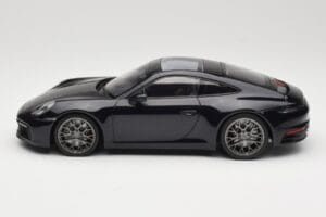 Porsche 911 992 Carrera 4S Blue Metallic Minichamps 1:18 155067321 Metalas - nuotrauka 5 iš 6