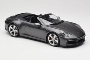 Porsche 911 992 Carrera 4S Kabrioletas Agate Grey Metallic Minichamps 1:18 155067336 Metalas - nuotrauka 4 iš 6