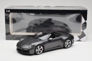 Porsche 911 992 Carrera 4S Kabrioletas Agate Grey Metallic Minichamps 1:18 155067336 Metalas - nuotrauka 6 iš 6