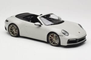 Porsche 911 992 Carrera 4S Kabrioletas Pilkas Minichamps 1:18 155067335 Metalas - nuotrauka 4 iš 6
