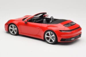 Porsche 911 992 Carrera 4S Kabrioletas Raudonas Minichamps 1:18 155067331 Metalas - nuotrauka 5 iš 6