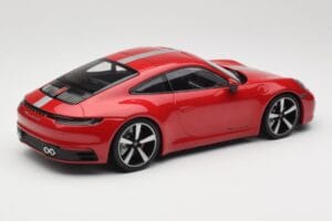 Porsche 911 992 Carrera 4S Carmine Red Minichamps 1:18 155067326 Metalas - nuotrauka 2 iš 6