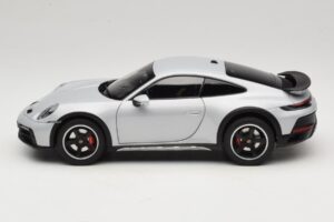 Porsche 911 992 Dakar Ice Grey Metallic Norev 1:18 187242 Metalas - nuotrauka 4 iš 8