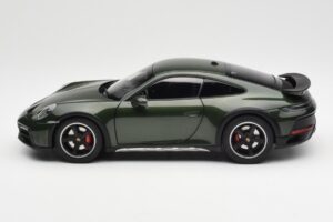 Porsche 911 992 Dakar Oak Žalias Metalinis Norev 1:18 187241 Metalas - nuotrauka 4 iš 9