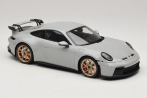Porsche 911 992 GT3 Chalk Auksiniai Ratai Minichamps 1:18 117069001 Metalas - nuotrauka 4 iš 6
