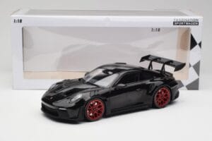 Porsche 911 992 GT3 RS Juodas & Raudoni Ratai & Juodas Dekoras Minichamps 1:18 153062240 Metalas - nuotrauka 6 iš 6