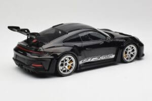 Porsche 911 992 GT3 RS Juodas Su Sidabriniais Ratais Minichamps 1:18 155062231 Metalas - nuotrauka 2 iš 6